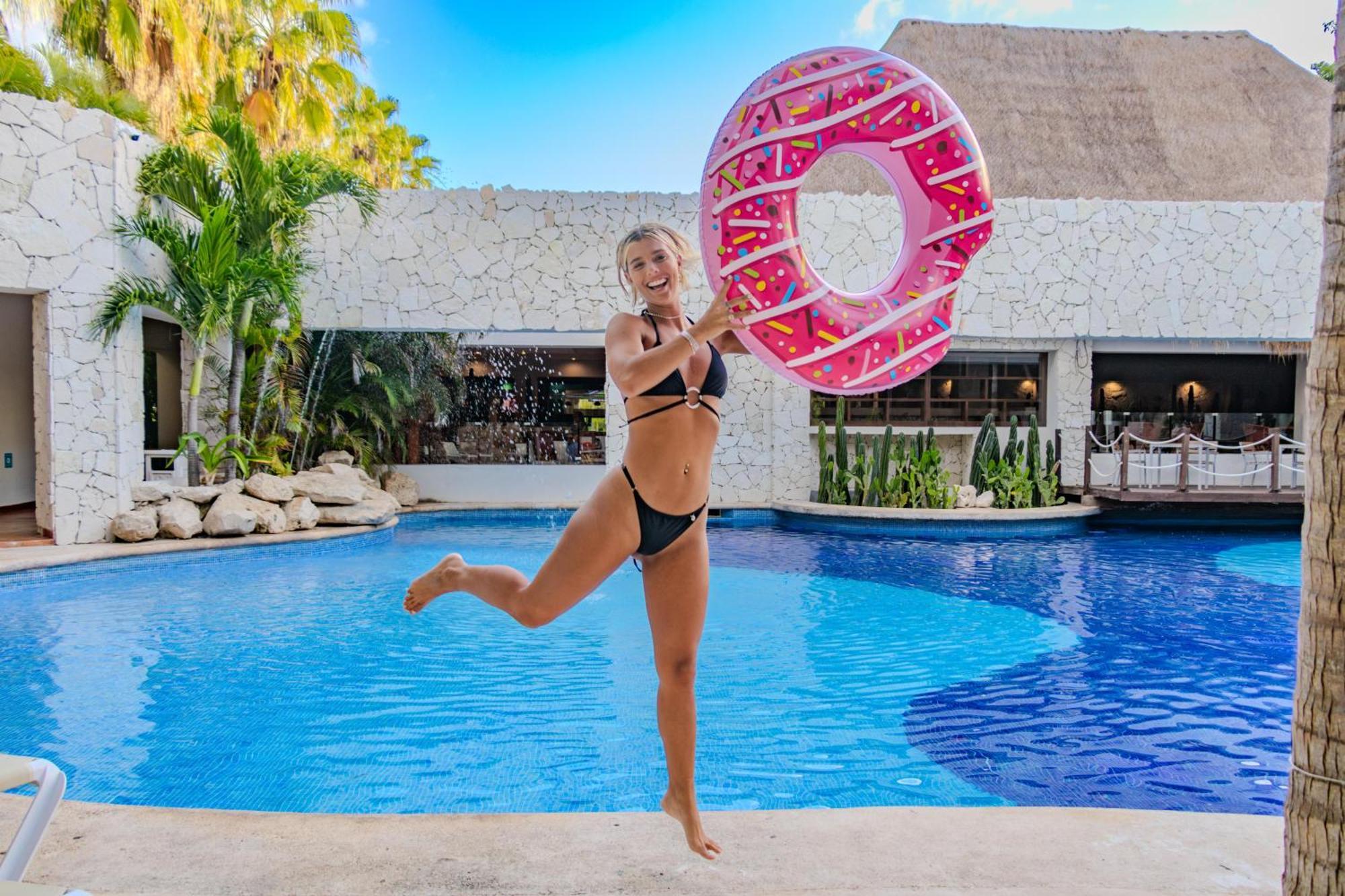 Grand Oasis Tulum Riviera Hotel Akumal Exterior photo