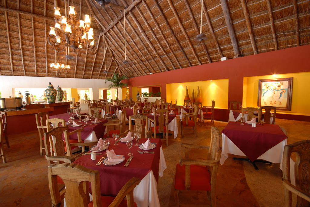 Grand Oasis Tulum Riviera Hotel Akumal Exterior photo